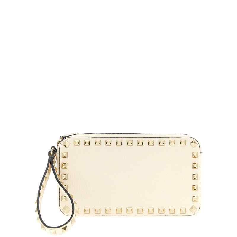 W2P0AR3VSHI16_01_M_2025-11-06T13-00-15.413Z-1 Valentino Garavani Rockstud Clutch Bag