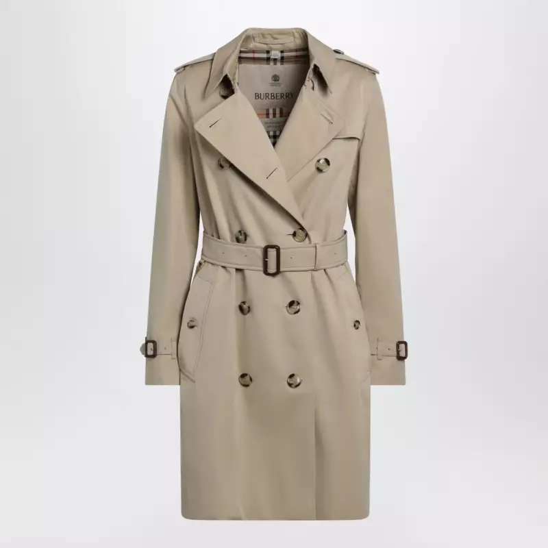 Burberry Beige double-breasted Kensington cotton trench coat