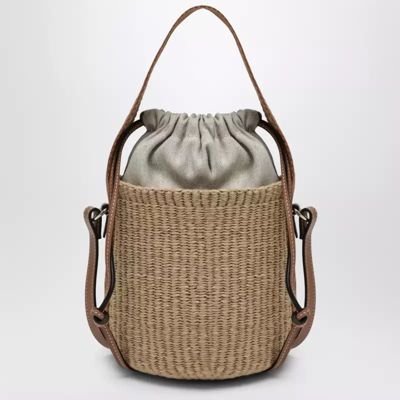 Chloé Small Woody bucket bag in woven paper and leather, beige