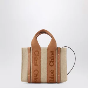 Chloé Small Woody tote bag in linen Dusty Tan