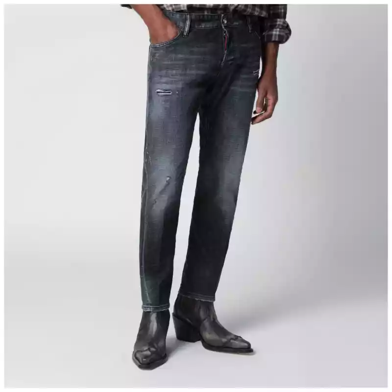 S74LB1912S30357_S_DSQUA-900.a Dsquared2 Slim black washed jeans with distressed details
