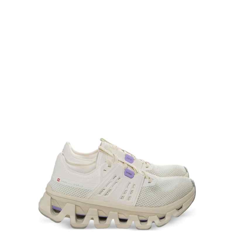 ON Sneakers