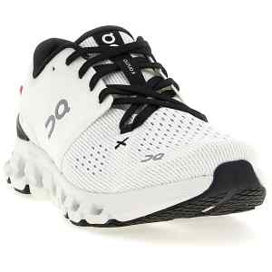 On Cloud X 4 Sneakers