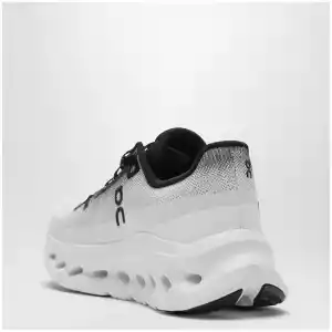 On Cloudtilt Black/Ivory sneakers
