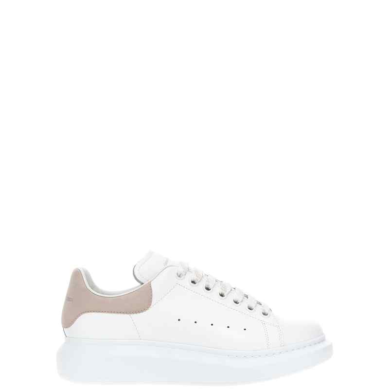 553770WIAIH9182_01_M_2025-06-27T06-25-46.713Z-1 Alexander McQueen Larry Sneakers