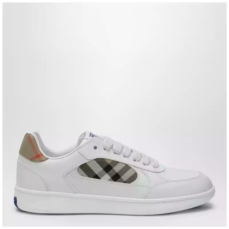 Burberry Terrace sneakers in leather and beige Check