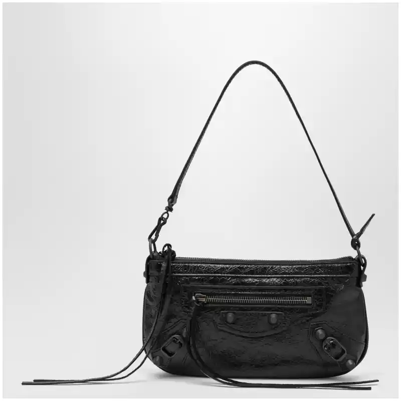 8639602ABEK_S_BALEN-1000.a-1 Balenciaga Le City black Arena lambskin pouch