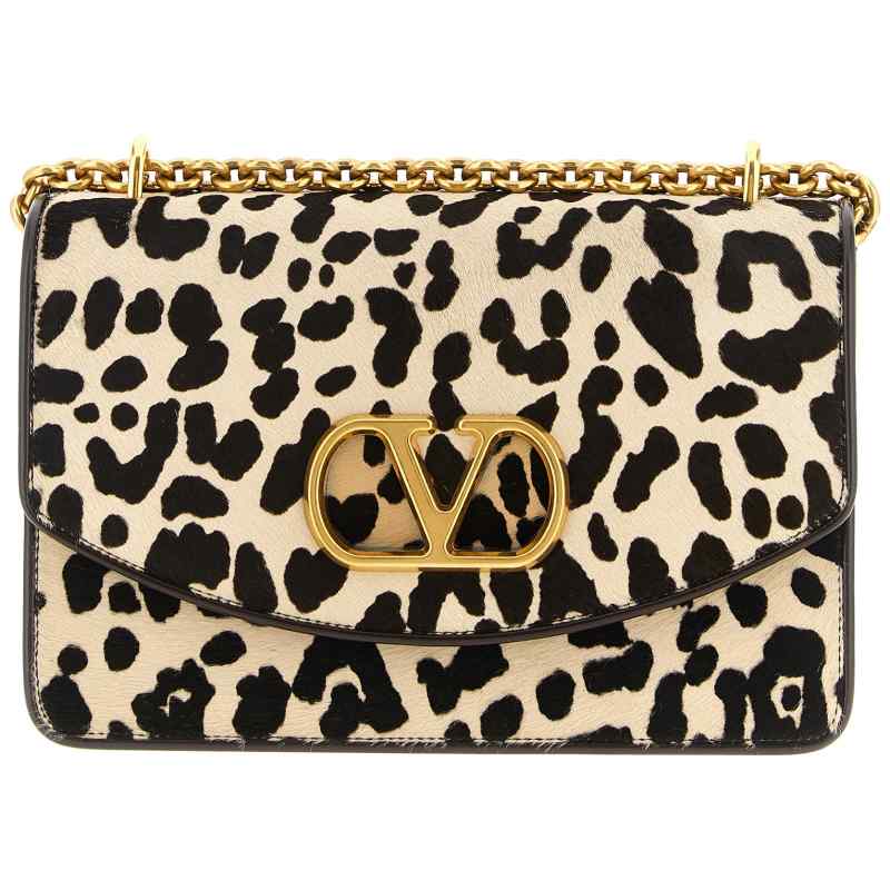 W0B0R16ELGBRC_01_M_2025-10-09T07-59-30.458Z-1 Valentino Garavani Vain Shoulder Bag