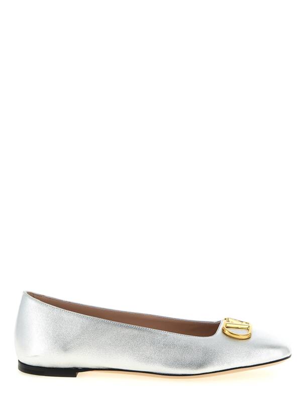 W0S0PI8YFLS13_01_M_2026-04-13T07-53-38.352Z Valentino Garavani Valenitno Garavani Vlogo Signature Ballet Flats