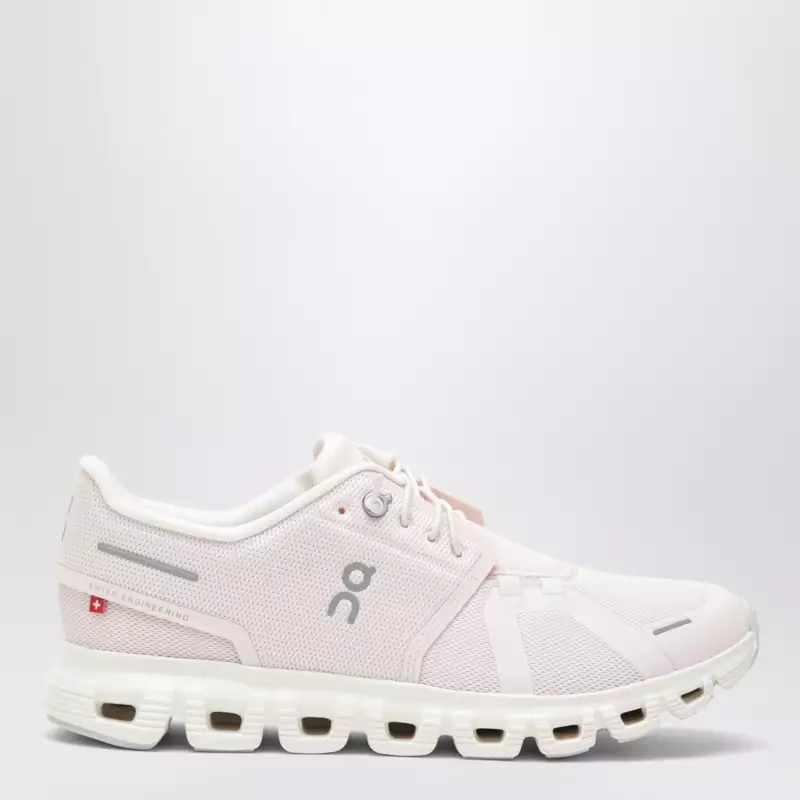 On Cloud 6 Salt/Gardenia sneakers