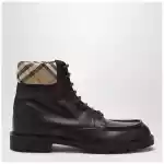 Burberry Brown leather amphibian rogue