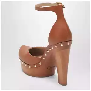 Chloé Brown platform pumps with studs