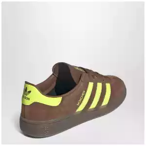 adidas Originals Sneakers München in brown/yellow suede