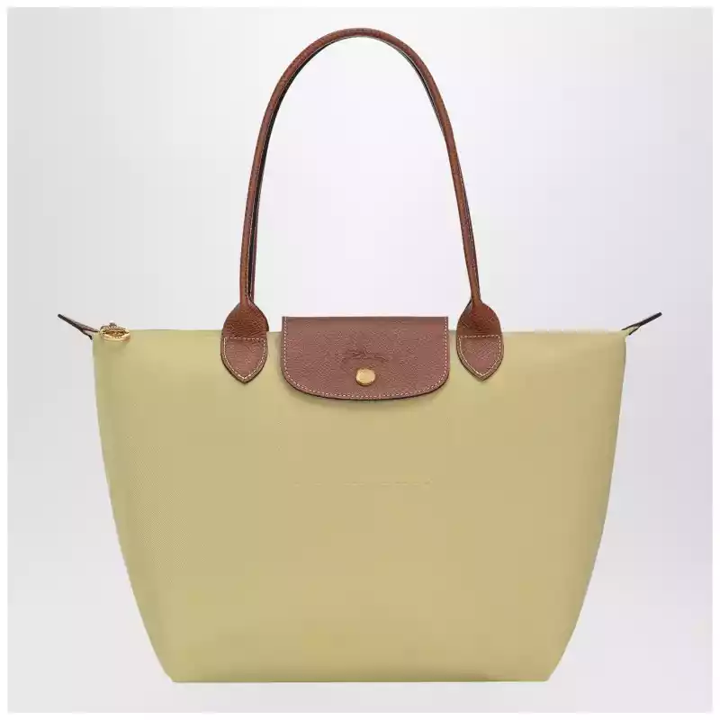L2605089_S_LONG-244.a Longchamp Pistachio coloured Le Pliage Original M bag