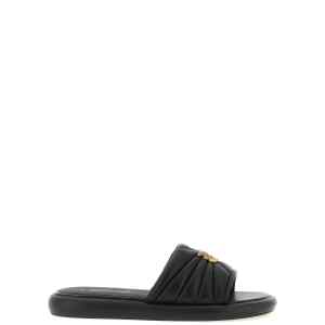 Pinko Fiona 03 Slides