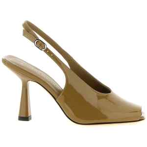 Stuart Weitzman Val Slingback