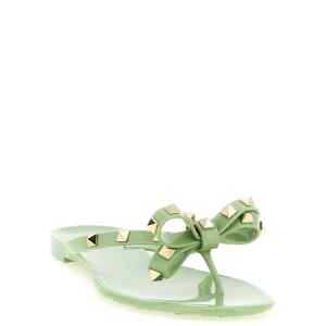 Valentino Garavani Pm Thong Rockstud Sandals