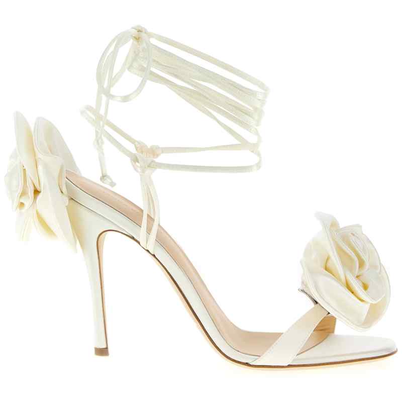 526423IVORY_01_M_2025-12-03T11-08-12.767Z Magda Butrym Re23 Flower Sandals