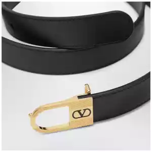Valentino Garavani Black Vlogo Signature belt