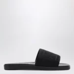 GUCCI Black jacquard fabric slides
