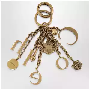 Chloé Bag charm keyring Symbols Logo in vintage gold brass