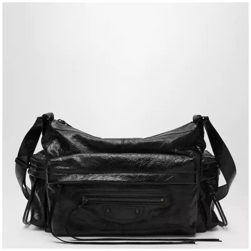 8767502ABEK_T_BALEN-1000.a Balenciaga Le City medium multi-pocket lambskin crossbody bag black