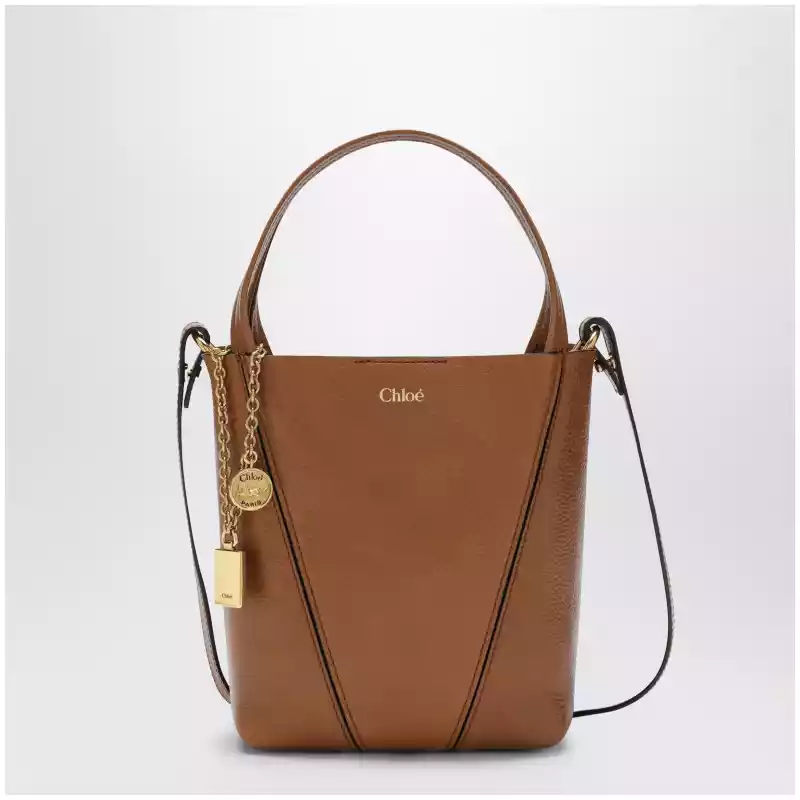 CH25SS812N84_T_CHLOE-26M.a Chloé Small Spin brown leather tote bag