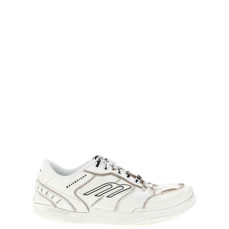 841763WCURS9000_01_M_2025-10-06T11-18-30.567Z Balenciaga Hamptons Worn-out Medio Sneakers