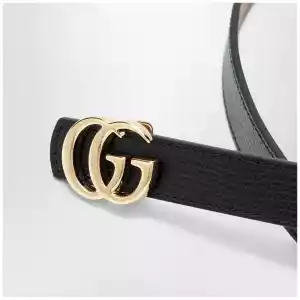 GUCCI Reversible GG Marmont belt in black/beige leather