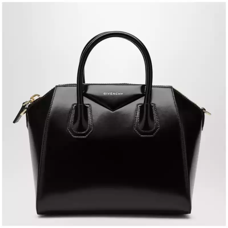 BB5149B2AT_S_GIV-001.a Givenchy Small Black Antigona Bag In Leather