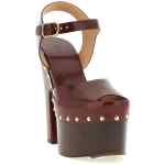 Chloé Meret Clog
