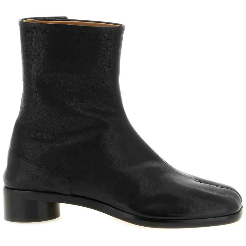 S57WU0153P7805T8013_01_M_2026-06-19T15-38-27.658Z Maison Margiela Tabi Ankle Boots