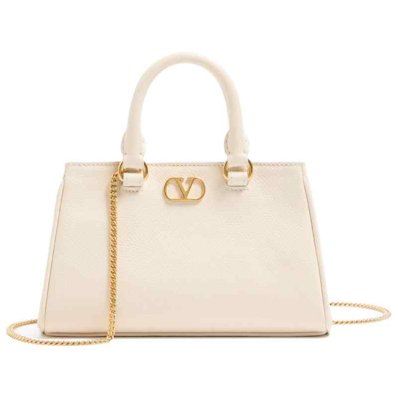190194627-fw26-valentinogaravanipre-wp0ba9snpi16 Valentino Garavani Bags..