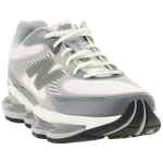 New Balance 2000 Sneakers