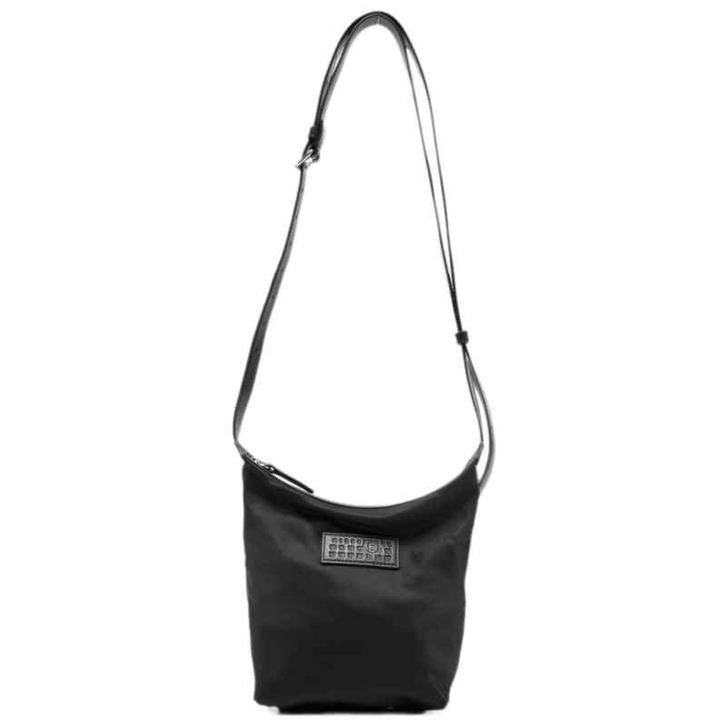 200016800-fw26-mm6pre-sb6wg0026dp9062t8013 MM6 Maison Margiela Bags.. BLACK