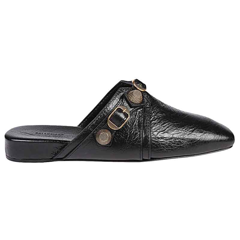 110130407-33s-balenciagapre-715556wad4f1080 Balenciaga Cozy Cagole leather mules in black
