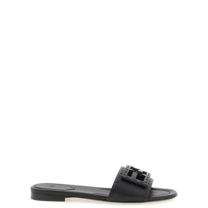 8R8136AQY2F0QA1_01_M_2026-06-24T09-05-13.958Z-1 Fendi Baguette Slides