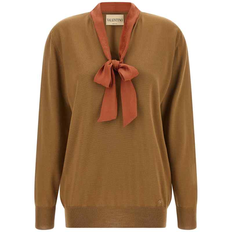 B3KC74FAAE954_01_M_2026-09-02T14-08-54.419Z Valentino Garavani Lavallière Collar Sweater
