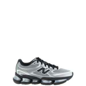 New Balance 2000 Sneakers